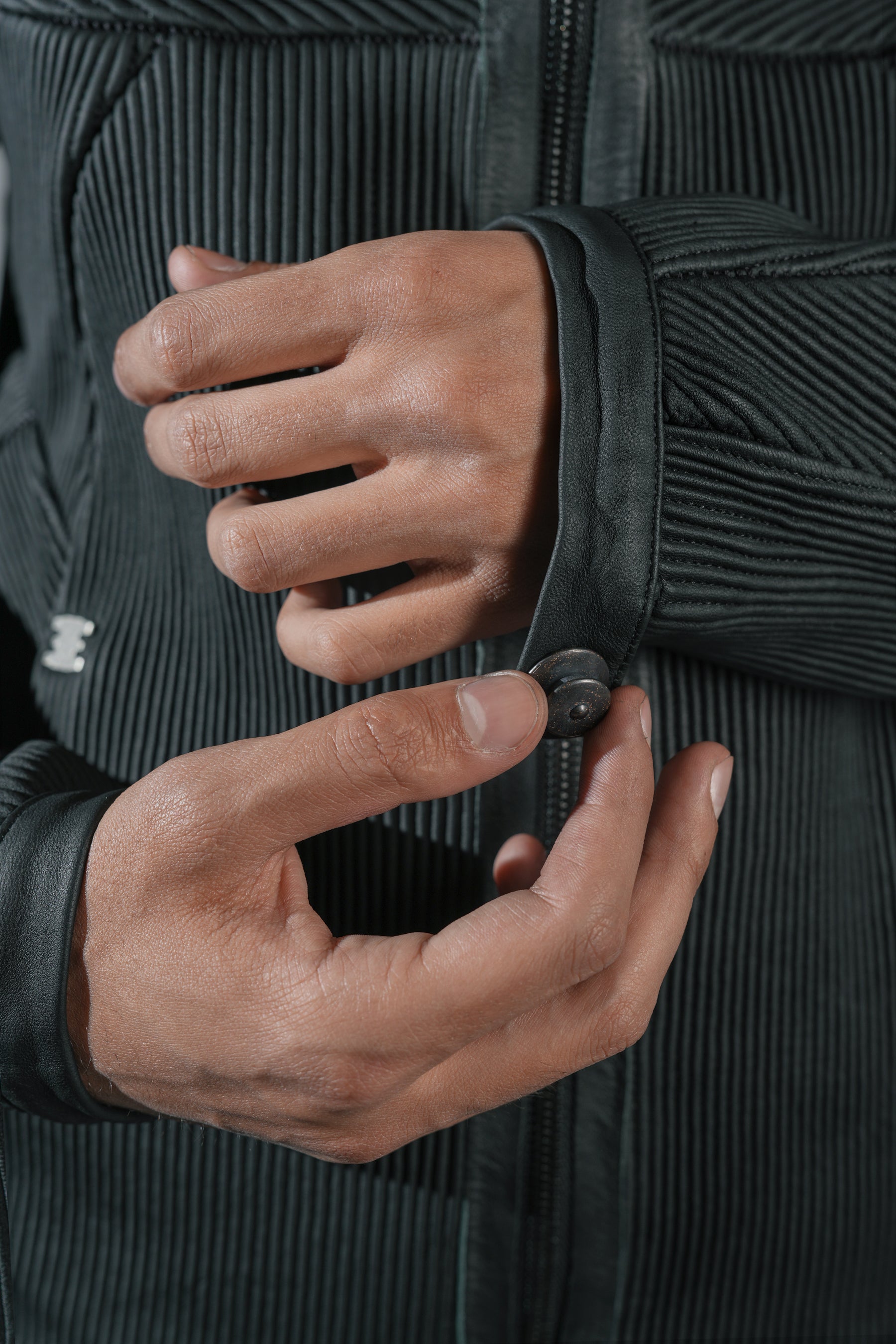 Isaac Sellam Experience - Subversif Alligator Black – isaac-sellam