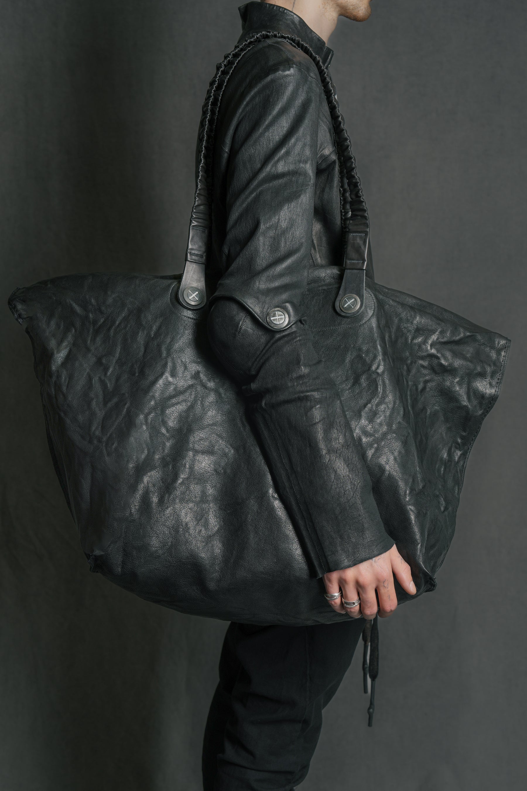 BAGS – isaac-sellam-experience-69
