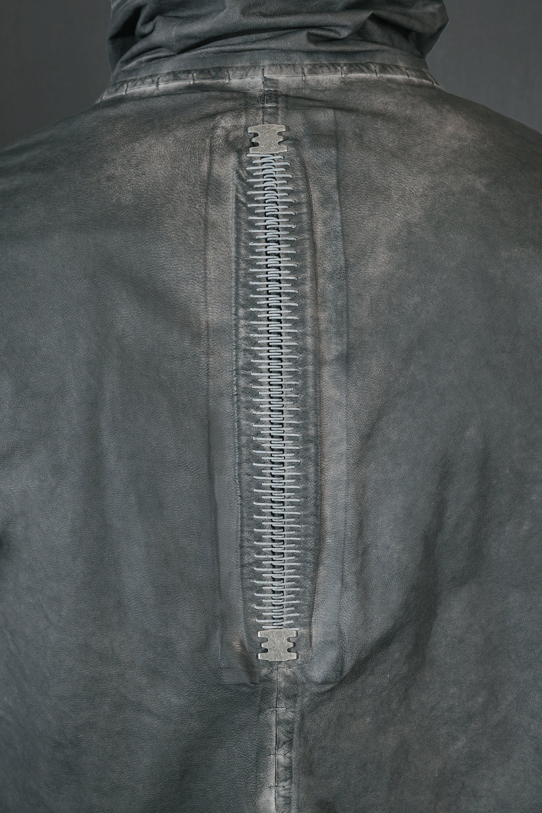 CLAIRVOYANT MEMBRANE PLOMB