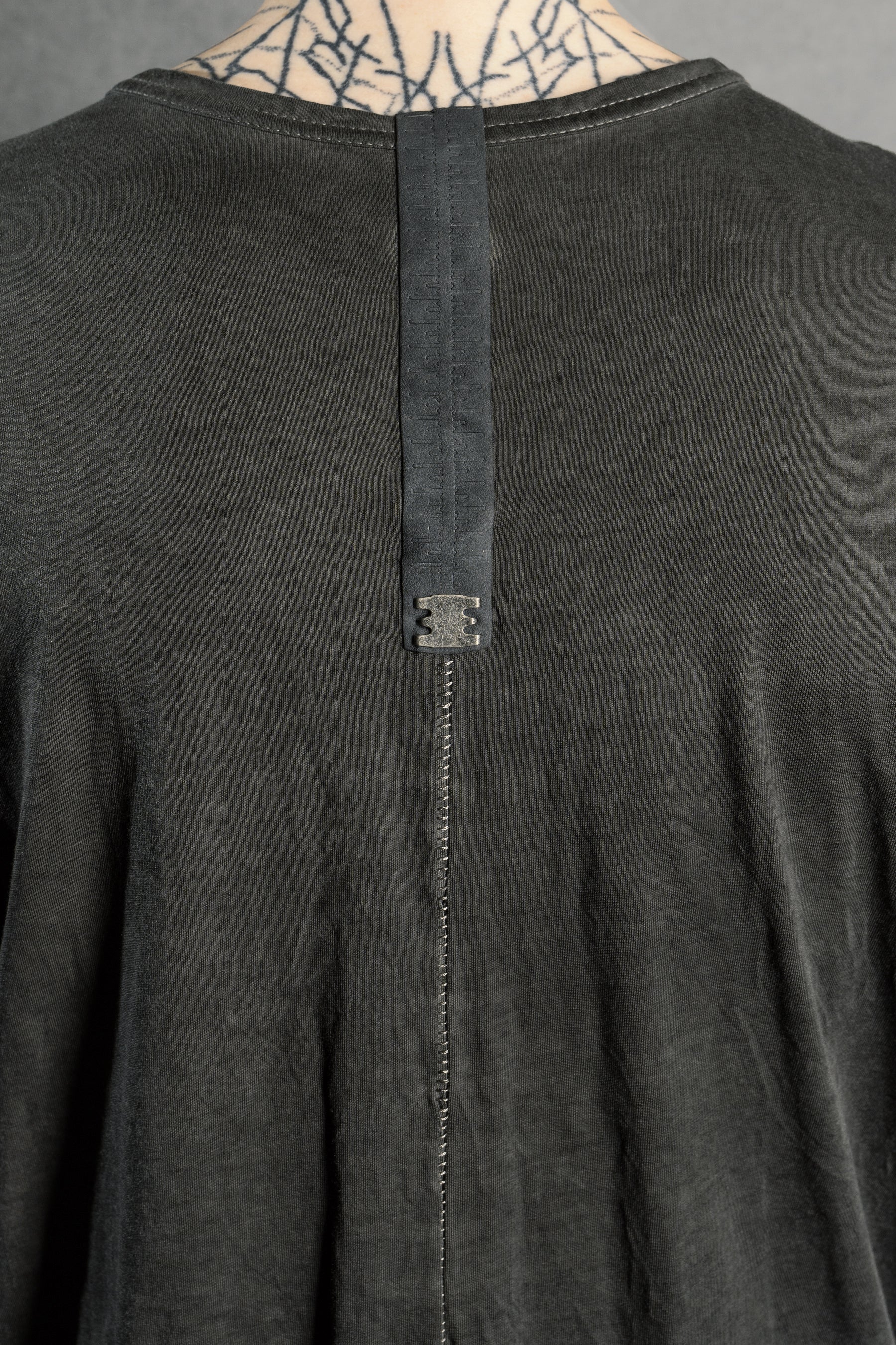 69 by Isaac Sellam - Basic T J150 Alu – isaac-sellam 69 by Isaac Sellam - Basic T J150 Alu – isaac-sellam