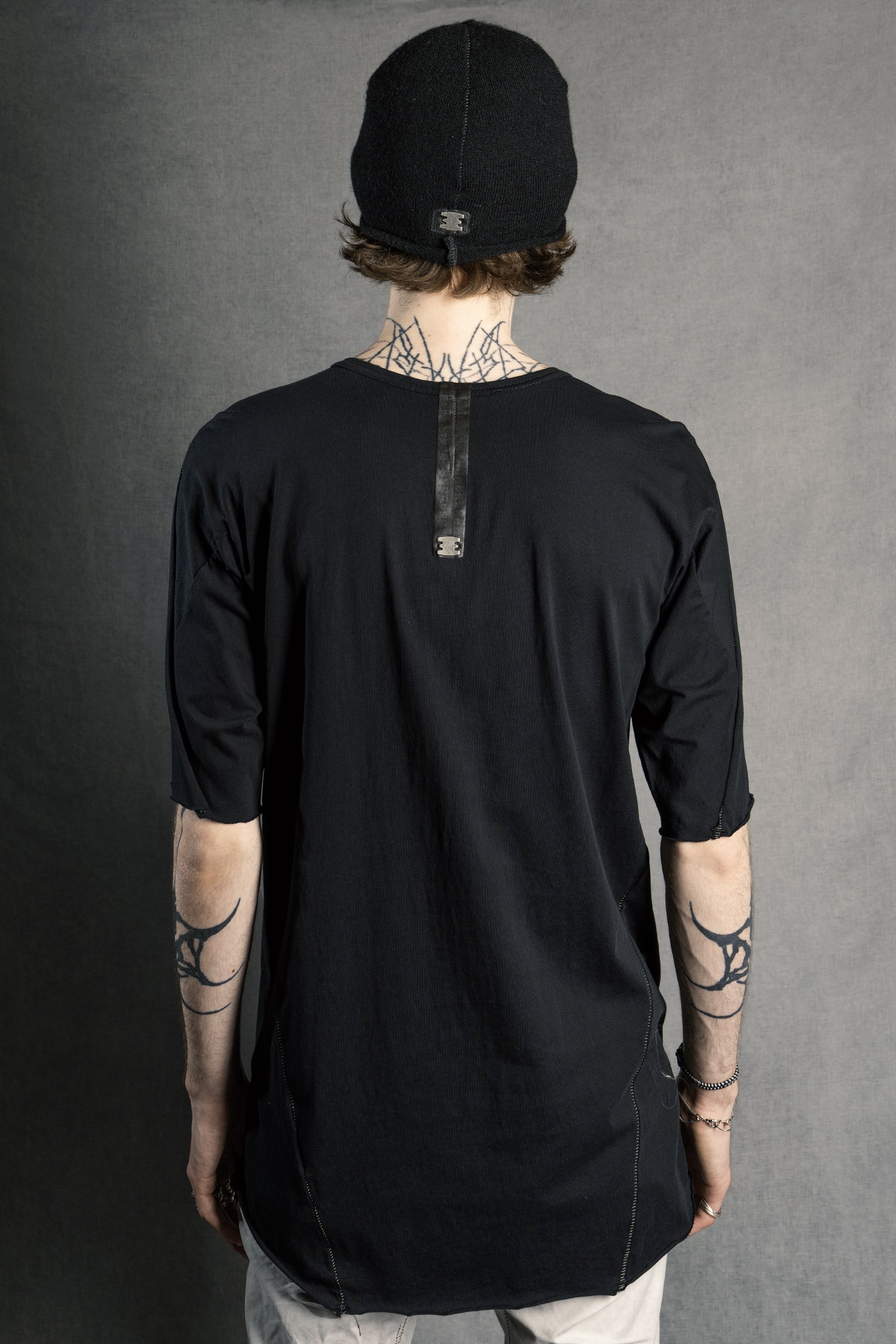 Tシャツ・カットソー 69 BY ISAAC SELLAM Men T Shirts LHORIZONTJERSEYNOIR Black 69 - MAN - T-SHIRTS – isaac-sellam-experience-69
