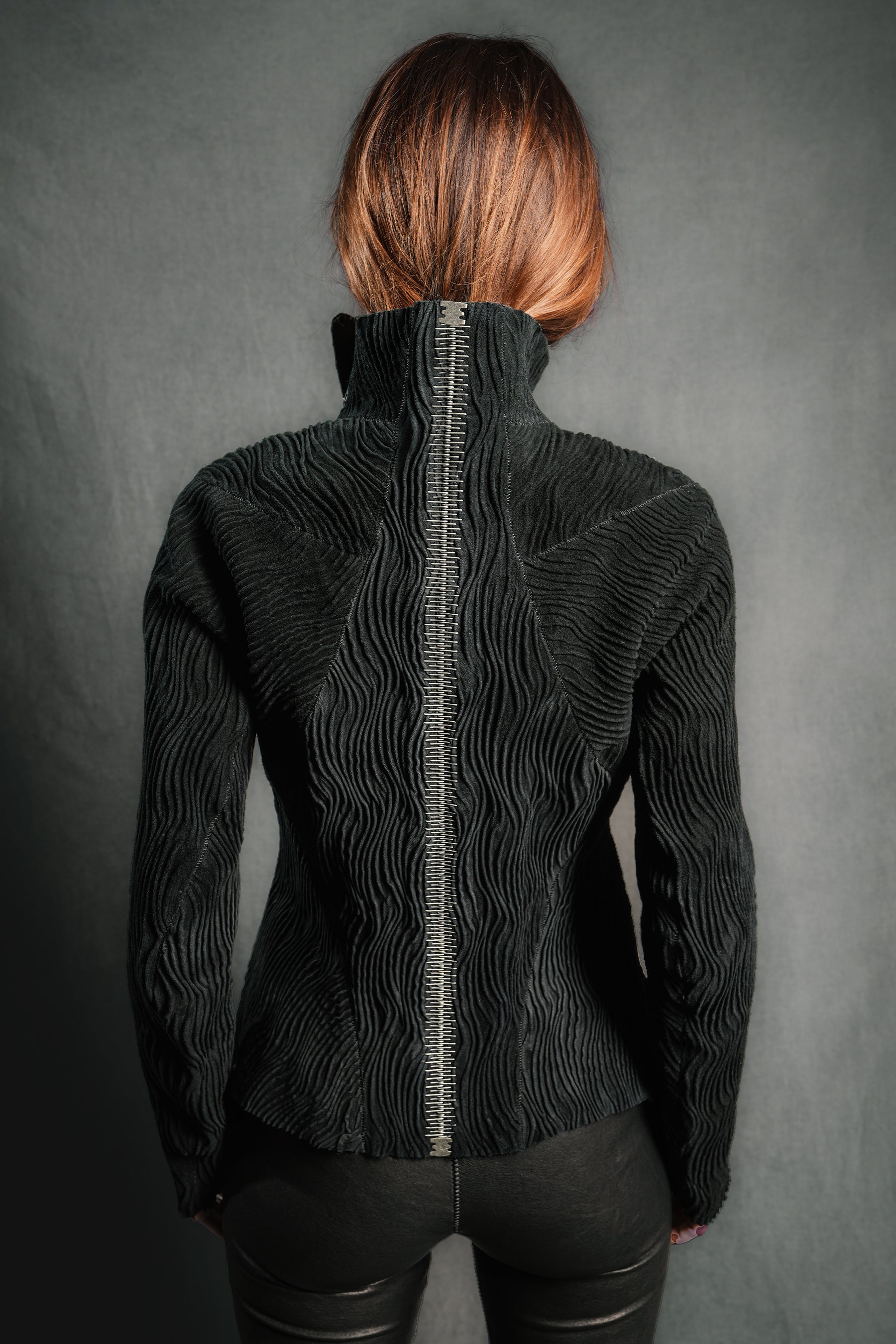 INCARNÉE MARÉE BASE NOIR – isaac-sellam-experience-69