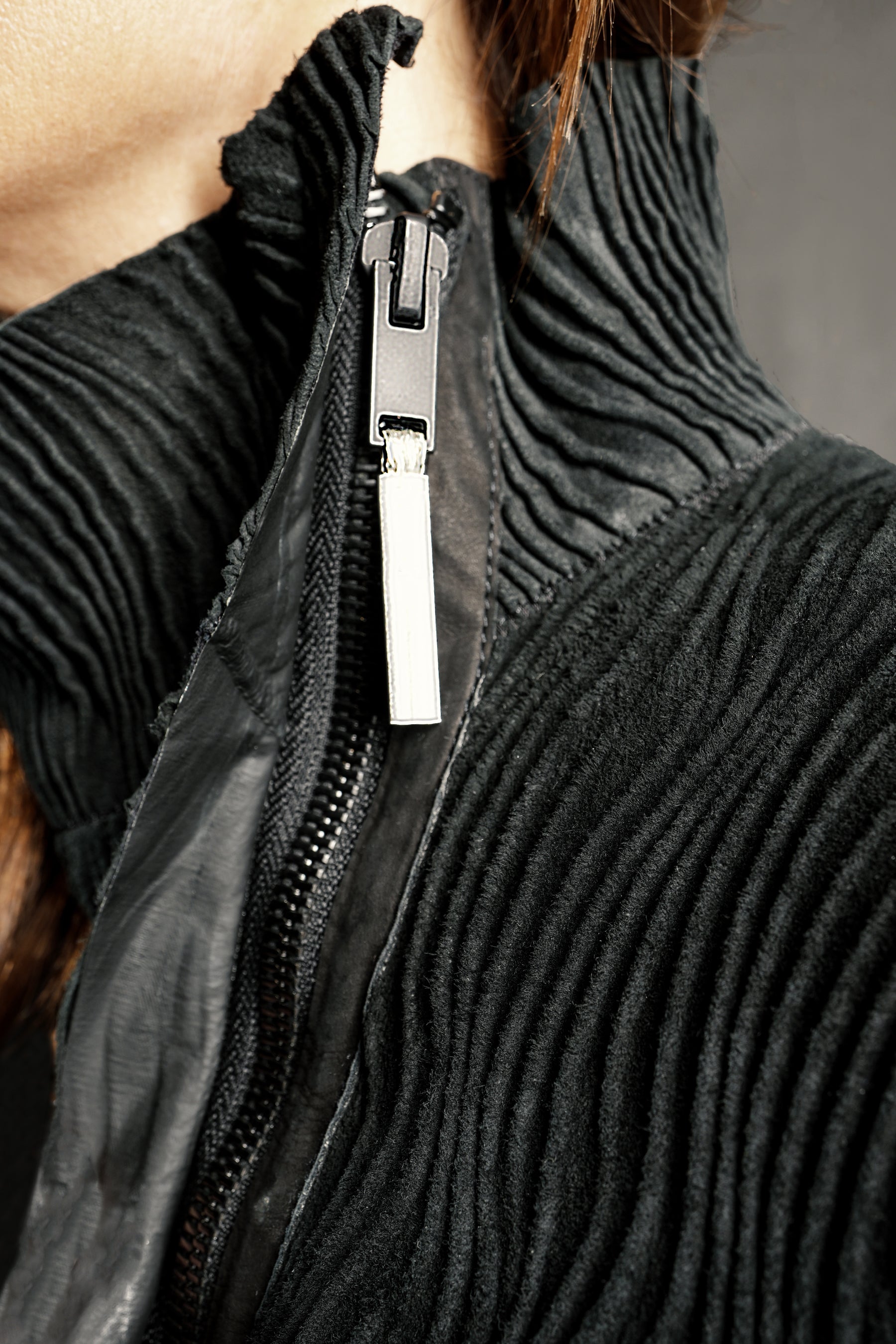 INCARNÉE MARÉE BASE NOIR – isaac-sellam-experience-69