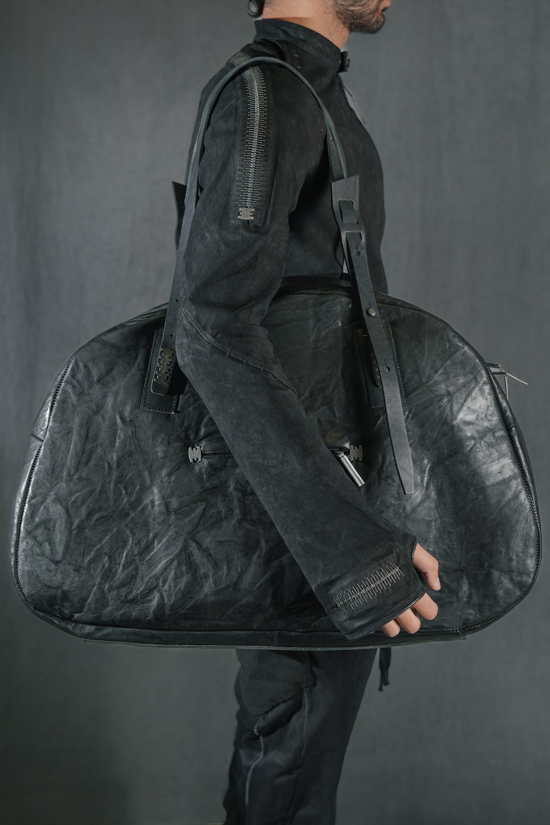 IS - ACCESSORIES – isaac-sellam-experience-69